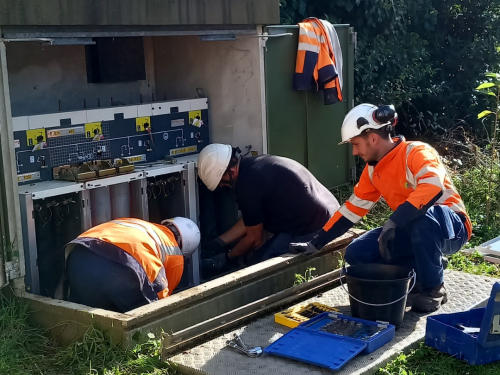 Remise en service des postes du Mas et Sainte Quitterie